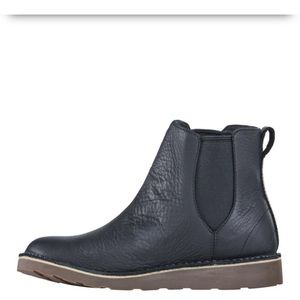 Women’s Stonington Leather Chelsea Boots
